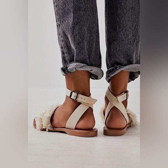 NEW Free People Sun Peaks Embellished Sandals size 37.5 - Picture 2 of 11